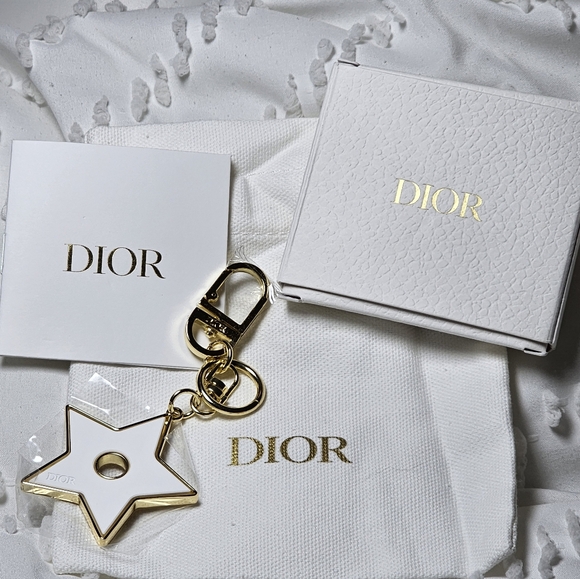 Dior Keychain Bag Charm  Diffuser With Gold and White Star Charm Aroma Stone NIB - Picture 3 of 7